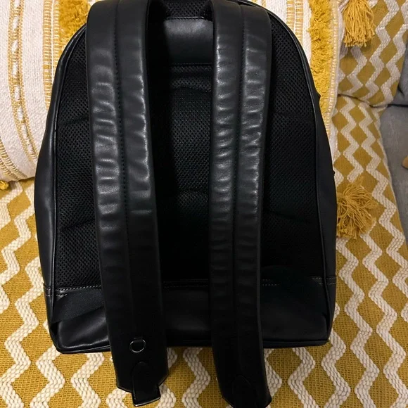 COACH BACKPACK - Picture 4 of 5